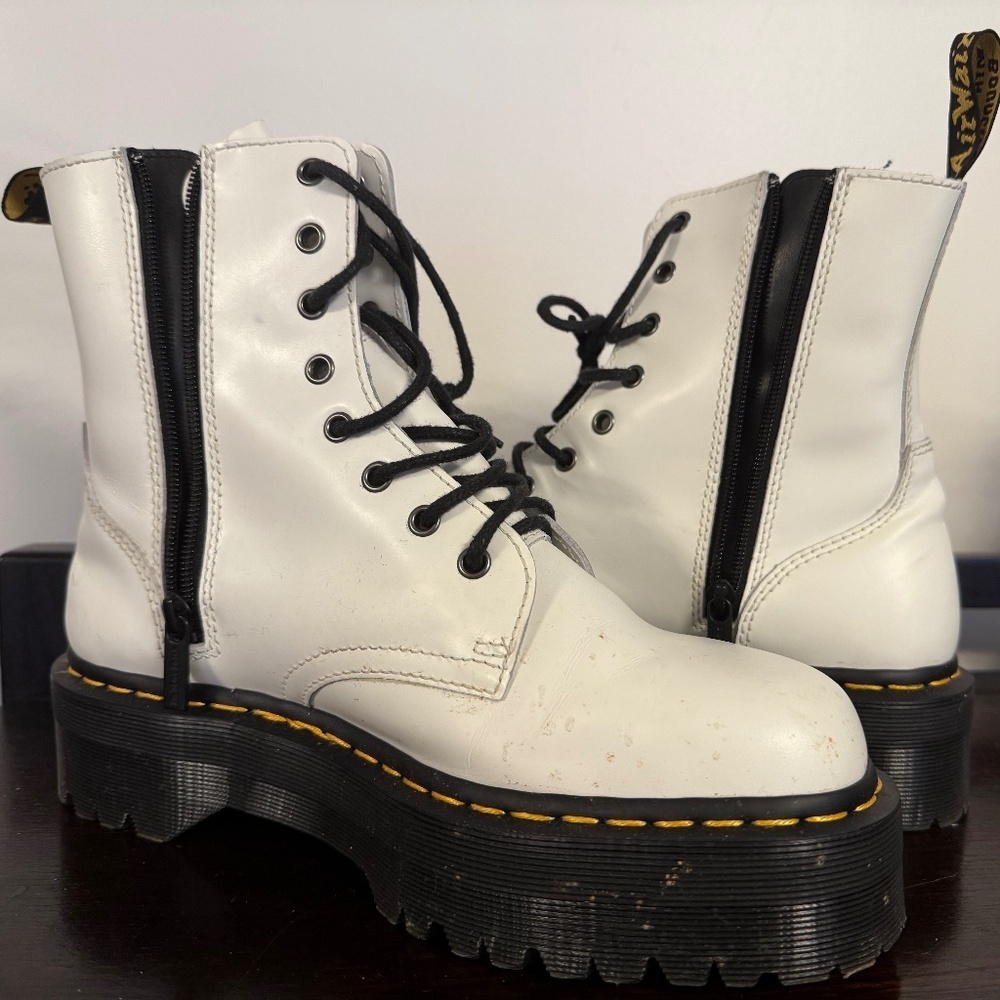 Doc Martin High top AirWair size 11 - Picture 2 of 8